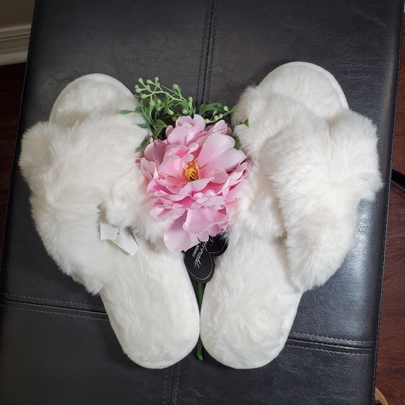 House Slippers - Picture 1 of 8